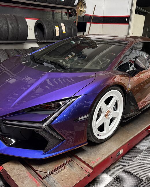 Lamborghini Revuelto detail