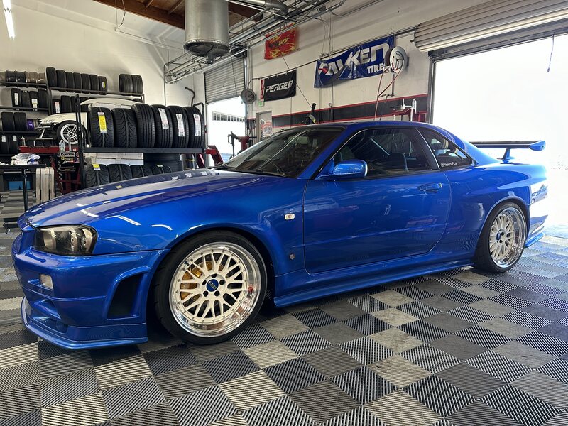 Wheel and tire setup at Dynamic Autoworks
